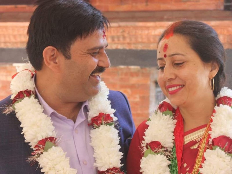 अन्ततः मन्जुसँग विवाह बन्धनमा बाँधिए मनोज 